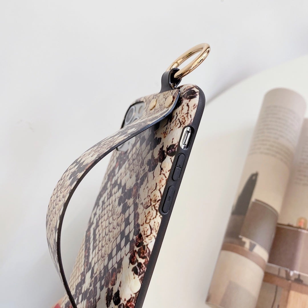 Beautiful fashion case - כיסוי אופנתי בעיצוב מיוחד לאייפון