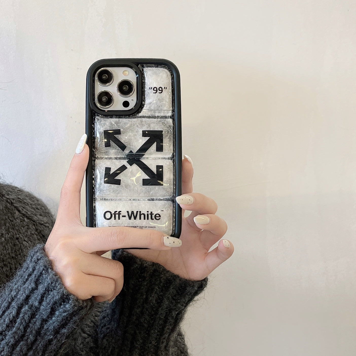 Off white puffer case - כיסוי יוקרתי נפוח וסופר אופנתי לאייפון