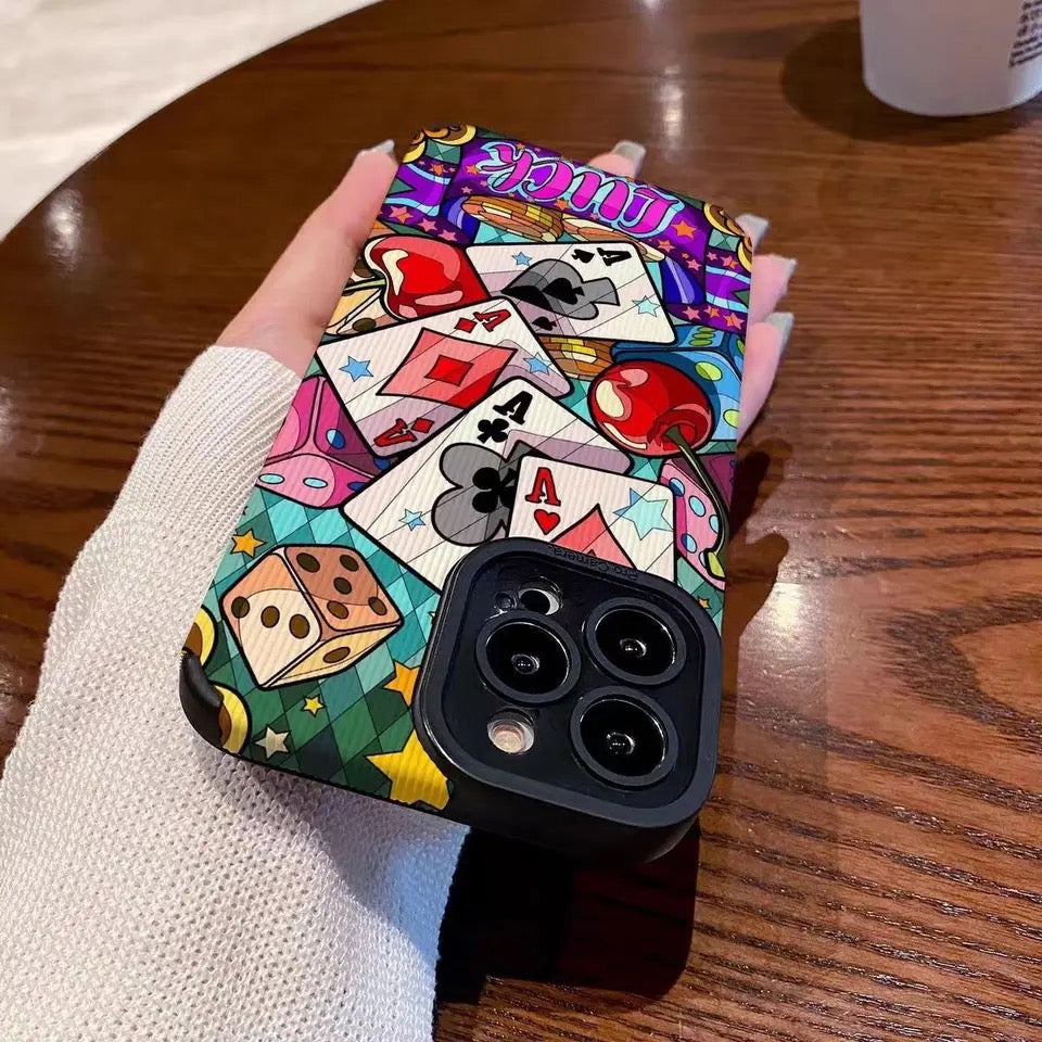 Lucky cards case - כיסוי אופנתי במיוחד בעיצוב קלפי מזל לאייפון