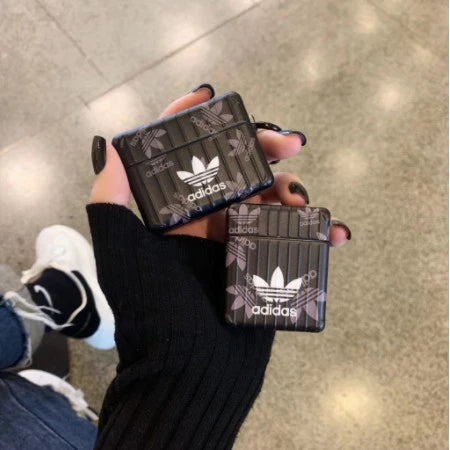 Adidas - כיסוי איכותי ומעוצב במיוחד לאיירפודס iphone case FantasyCaseIL