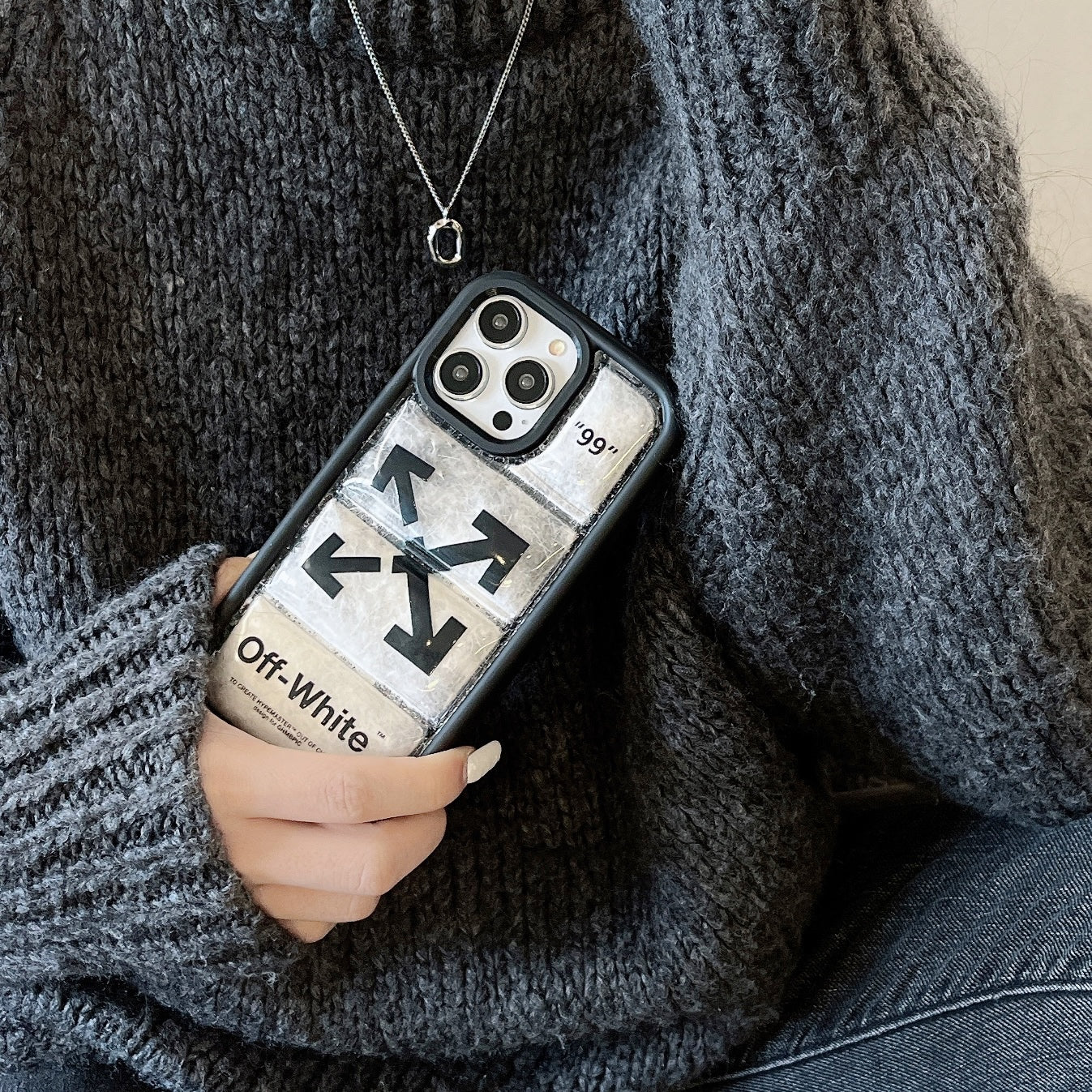 Off white puffer case - כיסוי יוקרתי נפוח וסופר אופנתי לאייפון