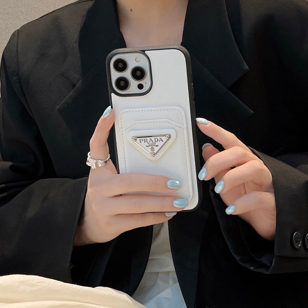 Prada - כיסוי ארנק יוקרתי ומעוצב במיוחד לאייפון