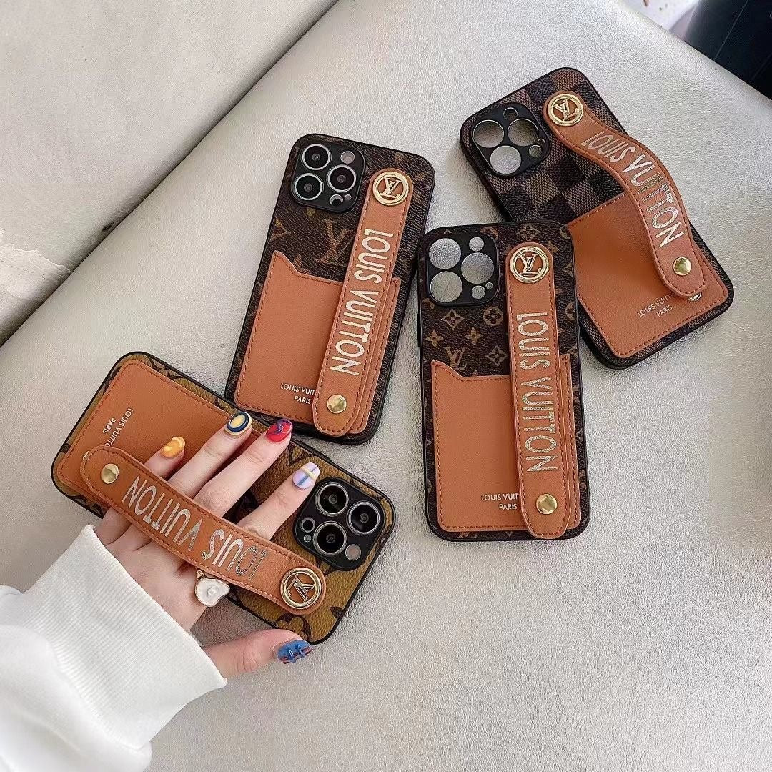 Louis vuitton- כיסוי יוקרתי איכותי מעוצב ואופנתי במיוחד לאייפון iphone case FantasyCaseIL