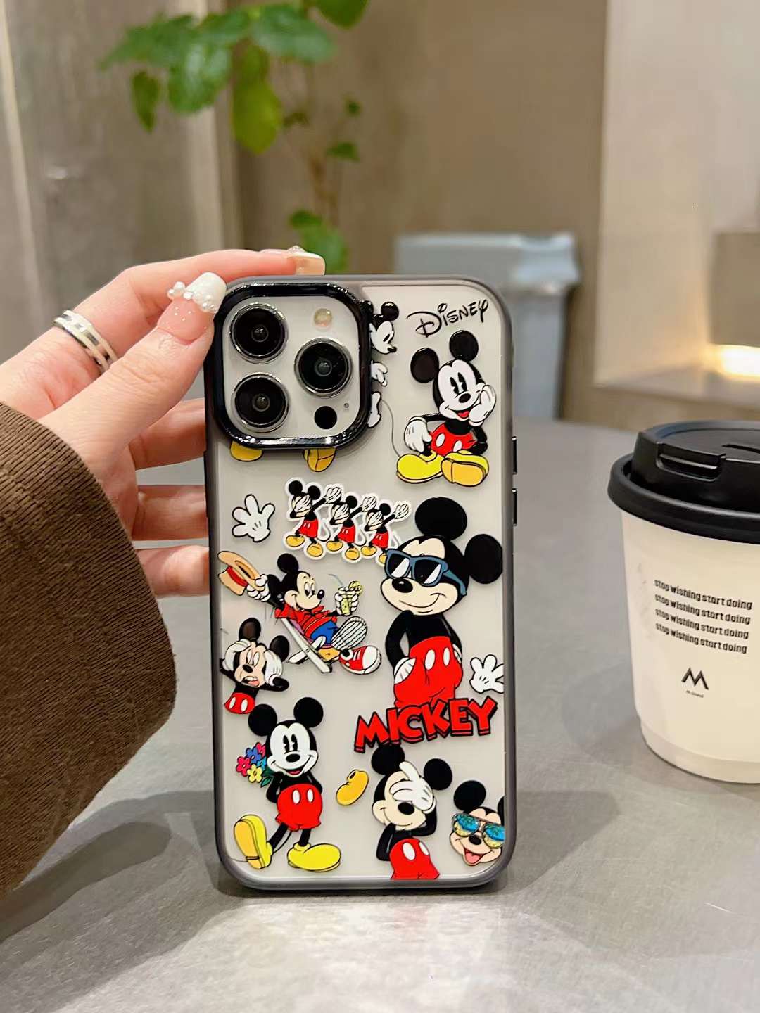 Mickey mouse & donald duck - כיסוי אופנתי איכותי וחמוד במיוחד לאייפון