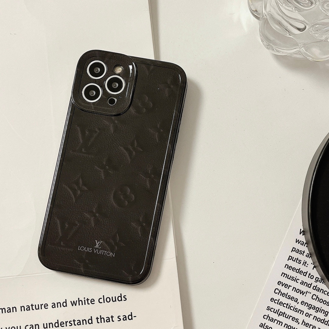 Louis Vuitton - כיסוי יוקרתי מבריק ואופנתי בעיצוב מושלם לאייפון