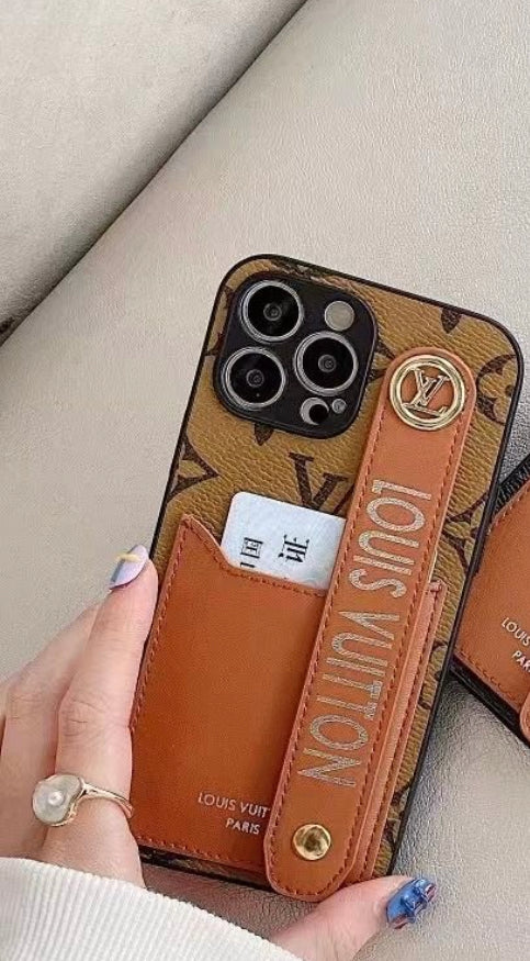 Louis vuitton- כיסוי יוקרתי איכותי מעוצב ואופנתי במיוחד לאייפון iphone case FantasyCaseIL