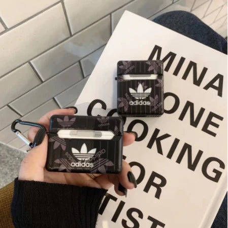 Adidas - כיסוי איכותי ומעוצב במיוחד לאיירפודס iphone case FantasyCaseIL