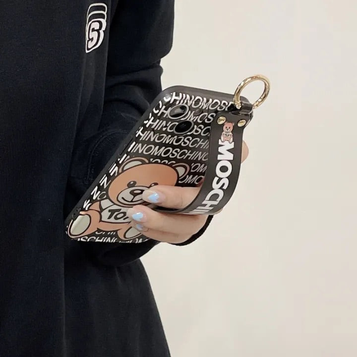 Moschino - כיסוי יוקרתי איכותי וסופר מעוצב ואופנתי לאייפון iphone case FantasyCaseIL