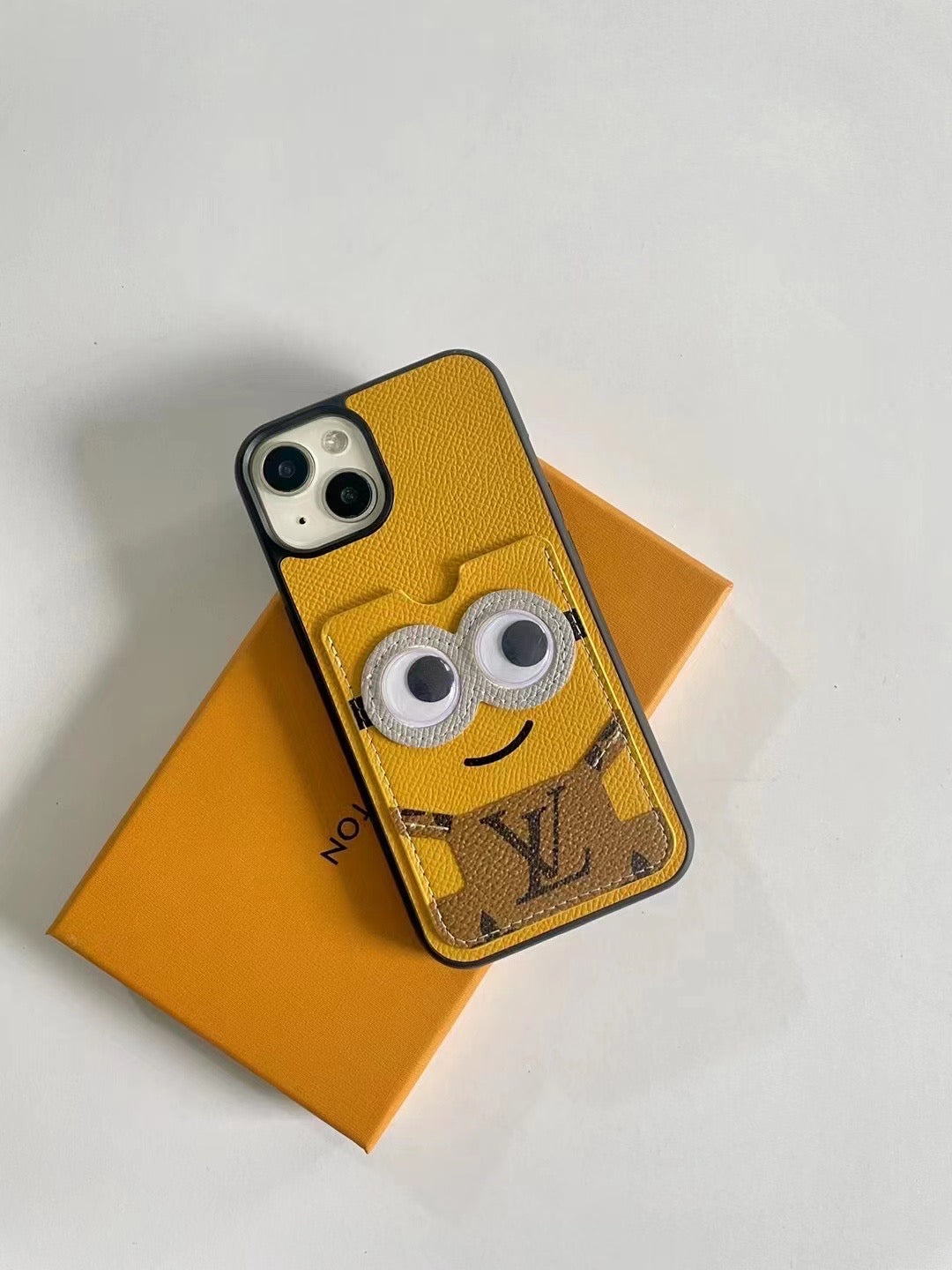 The minions - כיסוי מגניב איכותי ומעוצב במיוחד לאייפון iphone case FantasyCaseIL