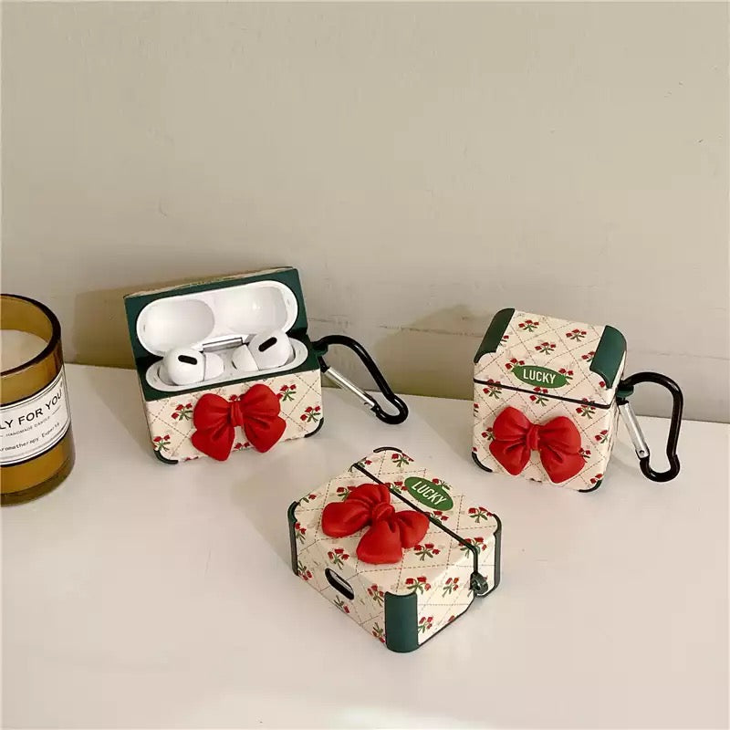Lucky - כיסוי חמוד מעוצב במיוחד לאיירפודס iphone case FantasyCaseIL