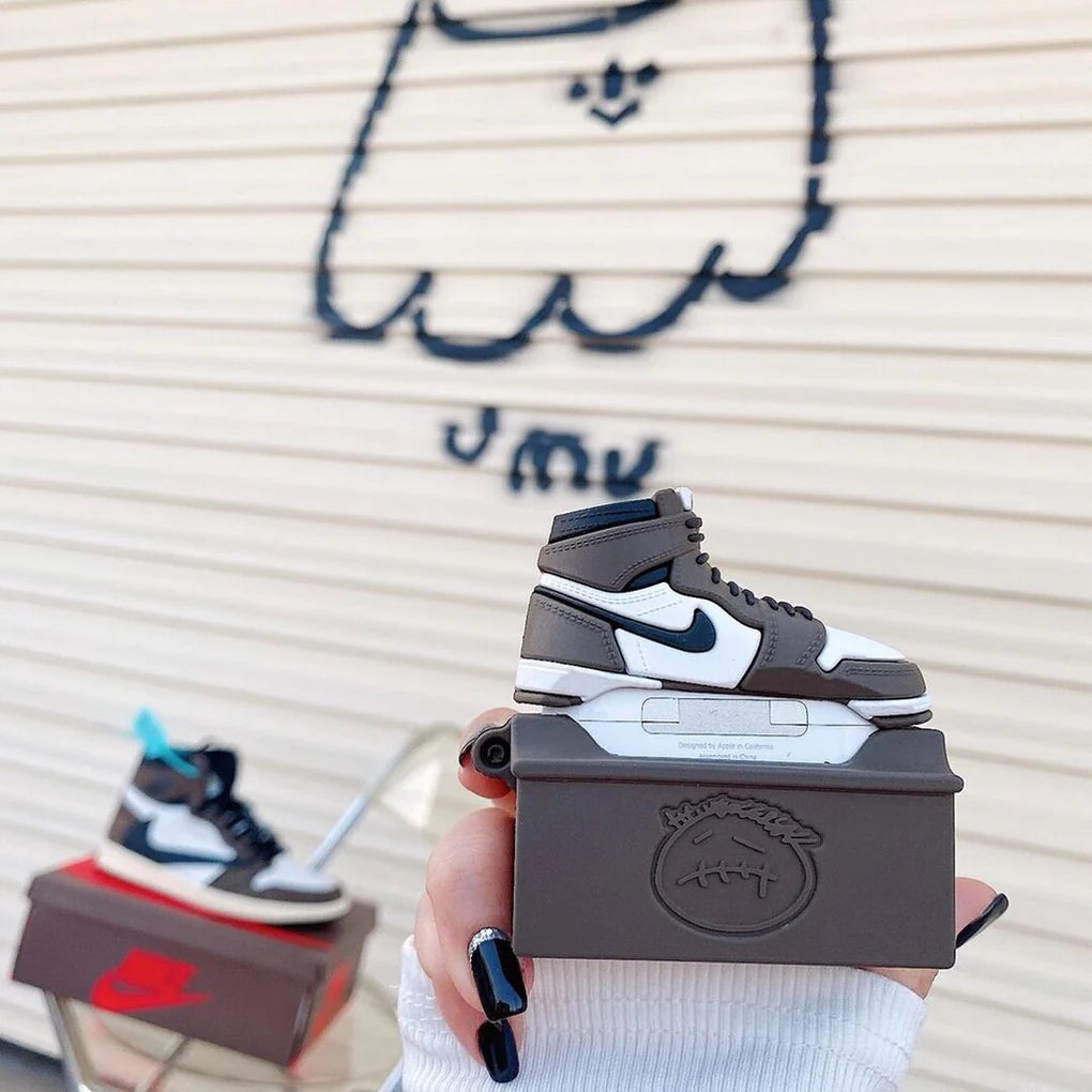 Nike air - כיסוי נעל חומה איכותי ומעוצב במיוחד לאיירפודס iphone case FantasyCaseIL