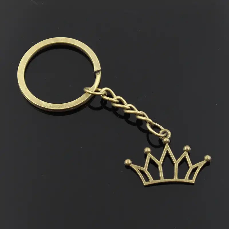 Crown key chain - מחזיק מפתחות כתר סופר אופנתי ואיכותי iphone case FantasyCaseIL