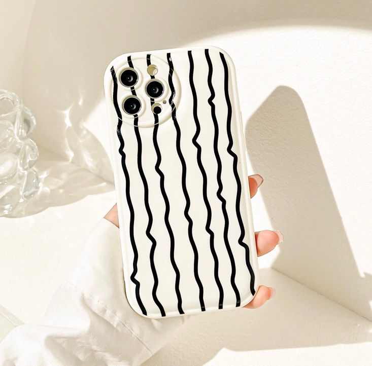 Aesthetic Stripes case - כיסוי פסים יוקרתי ואסתטי במיוחד לאייפון iphone case FantasyCaseIL