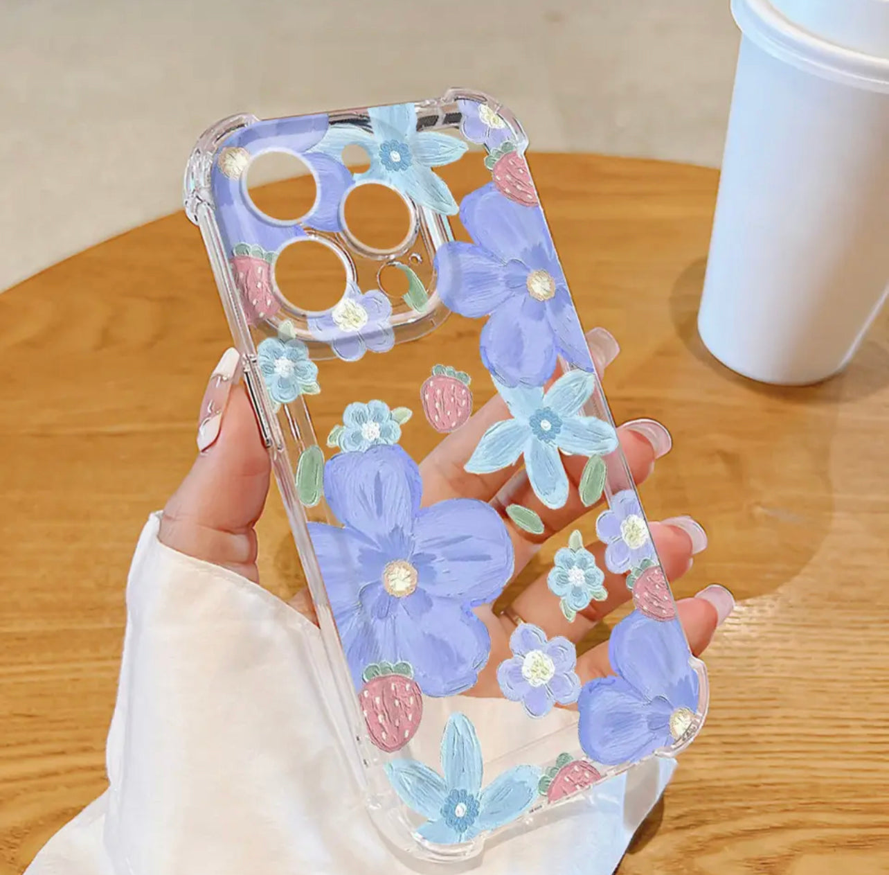 Beautiful flowers case - כיסוי בעיצוב פרחים סופר אופנתי לאייפון