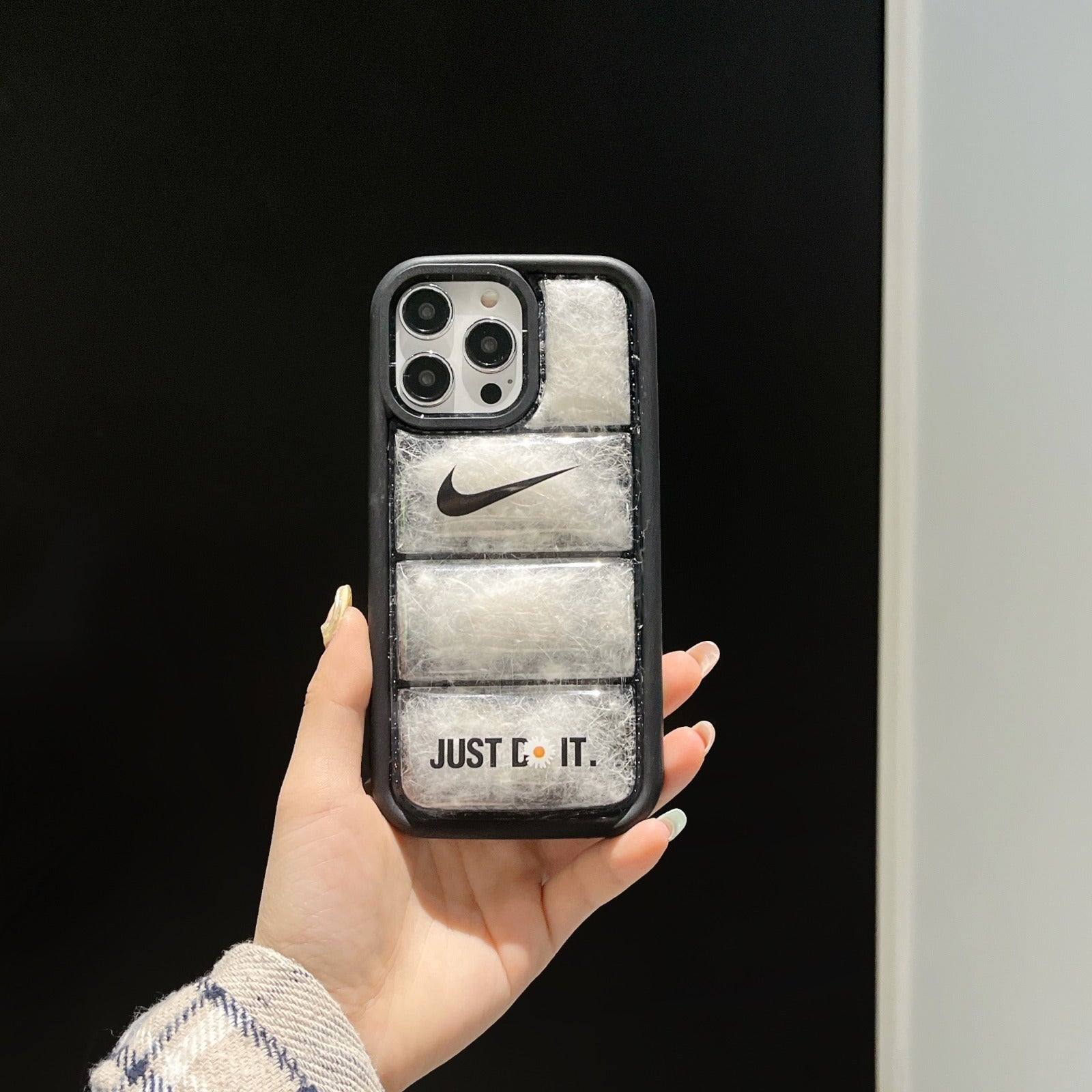 Nike puffer case - כיסוי יוקרתי נפוח וסופר אופנתי לאייפו