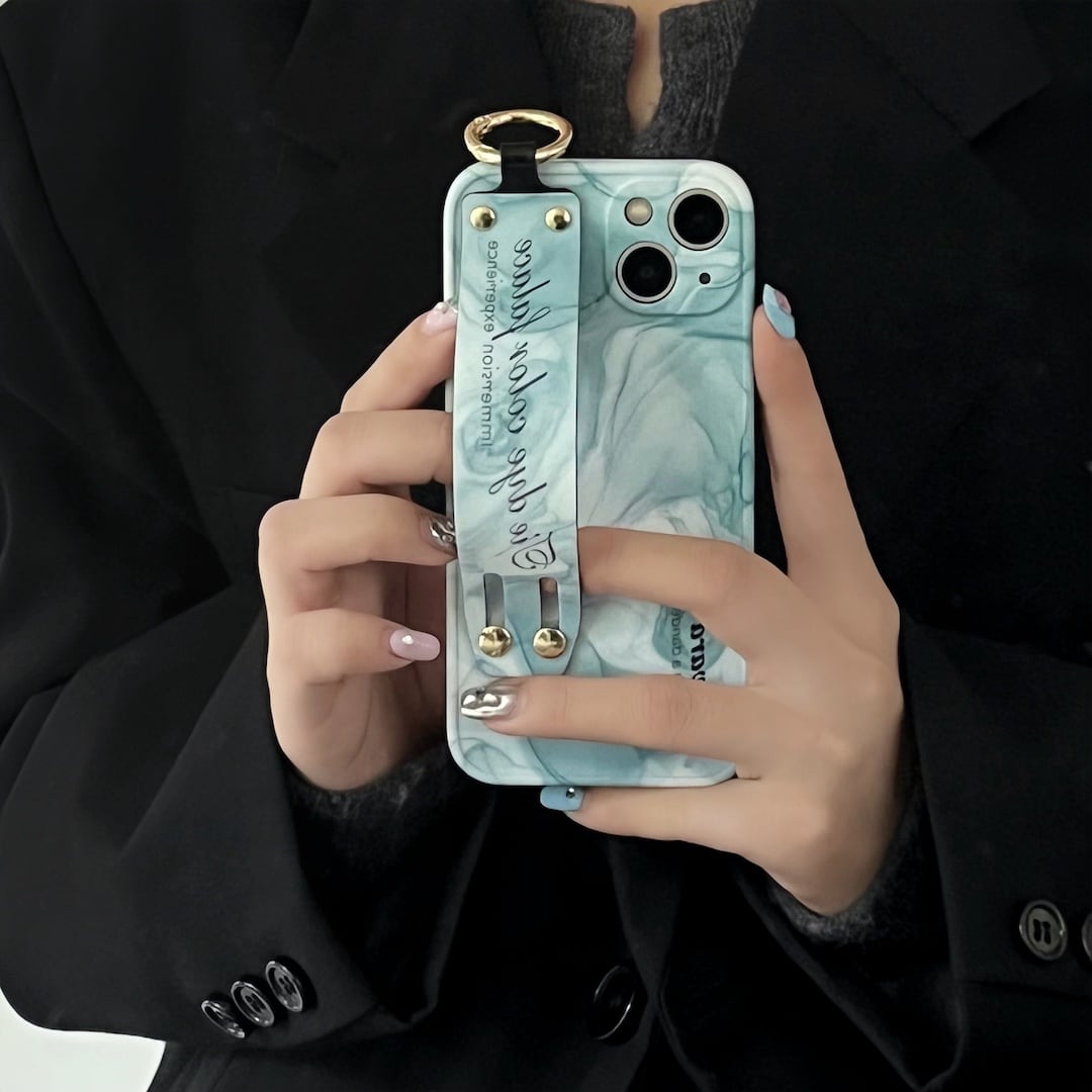 Beautiful fashion case - כיסוי אופנתי בעיצוב מיוחד לאייפון