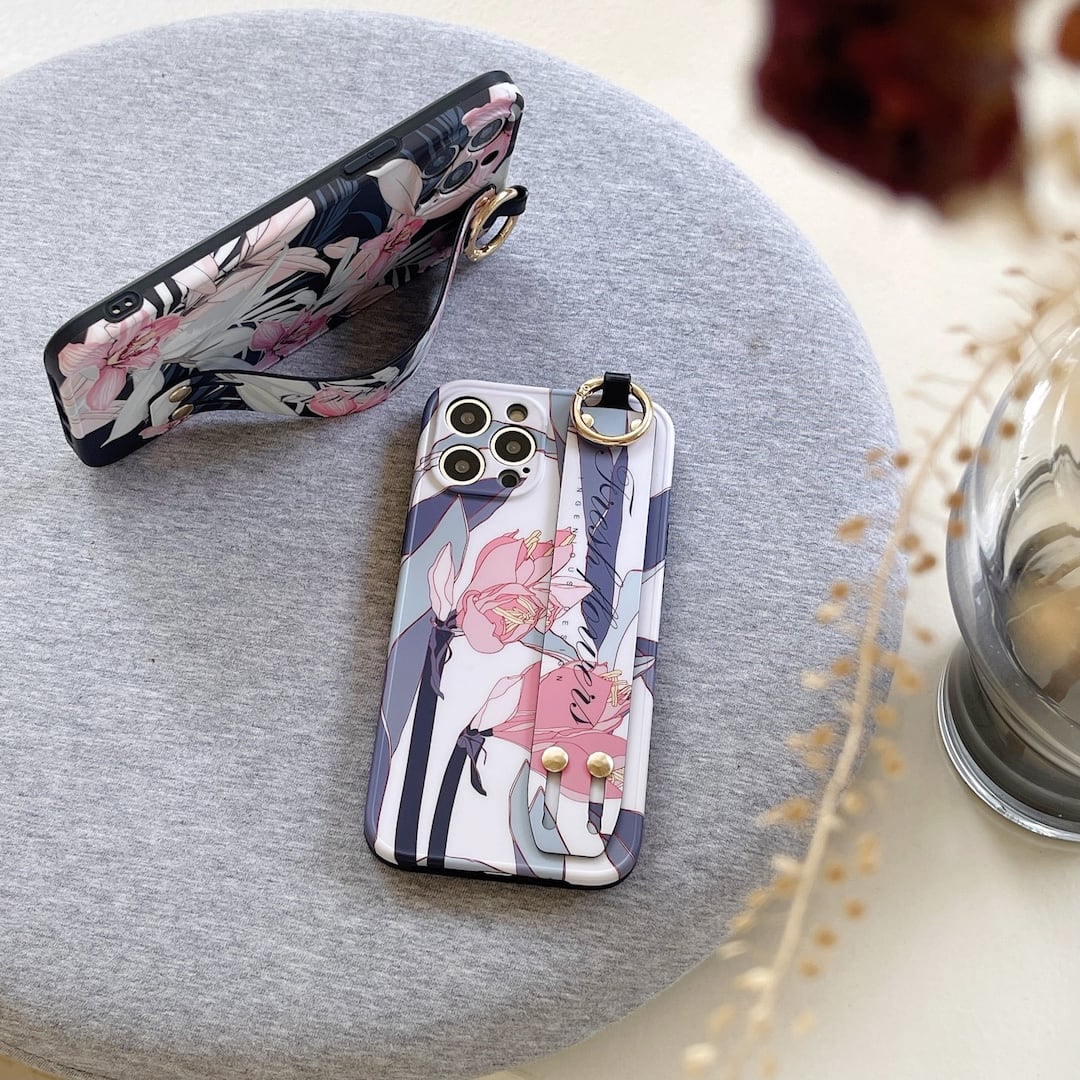 Beautiful flowers case - כיסוי בעיצוב פרחים סופר אופנתי לאייפון