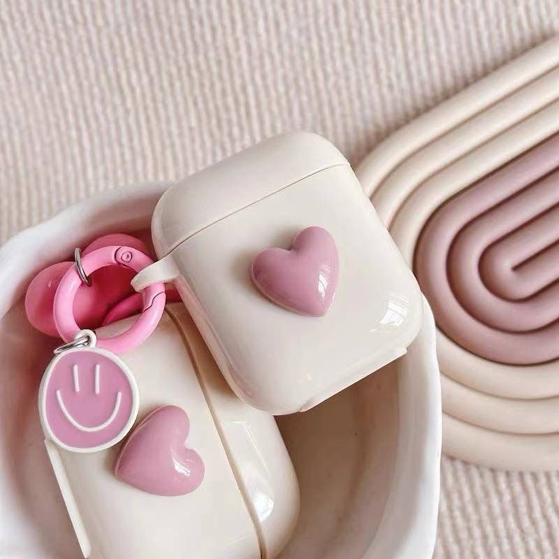 Cute heart air pods case - כיסוי לב אופנתי ואסתטי במיוחד לאיירפודס iphone case FantasyCaseIL