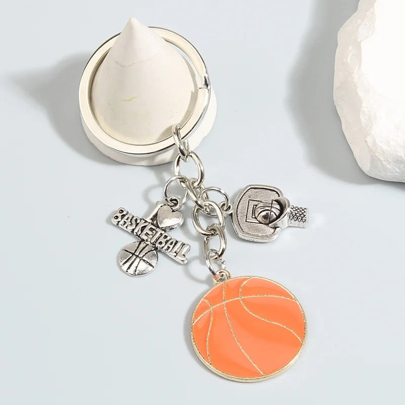 Basketball key chain - מחזיק מפתחות כדורסל מגניב ואיכותי במיוחד iphone case FantasyCaseIL