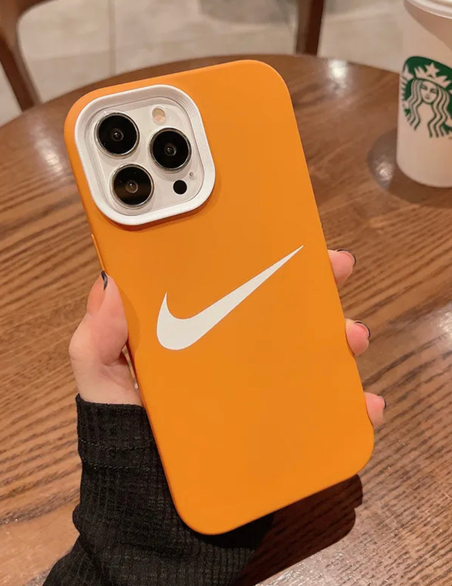 Nike - כיסוי איכותי וסופר מעוצב לאייפון iphone case FantasyCaseIL