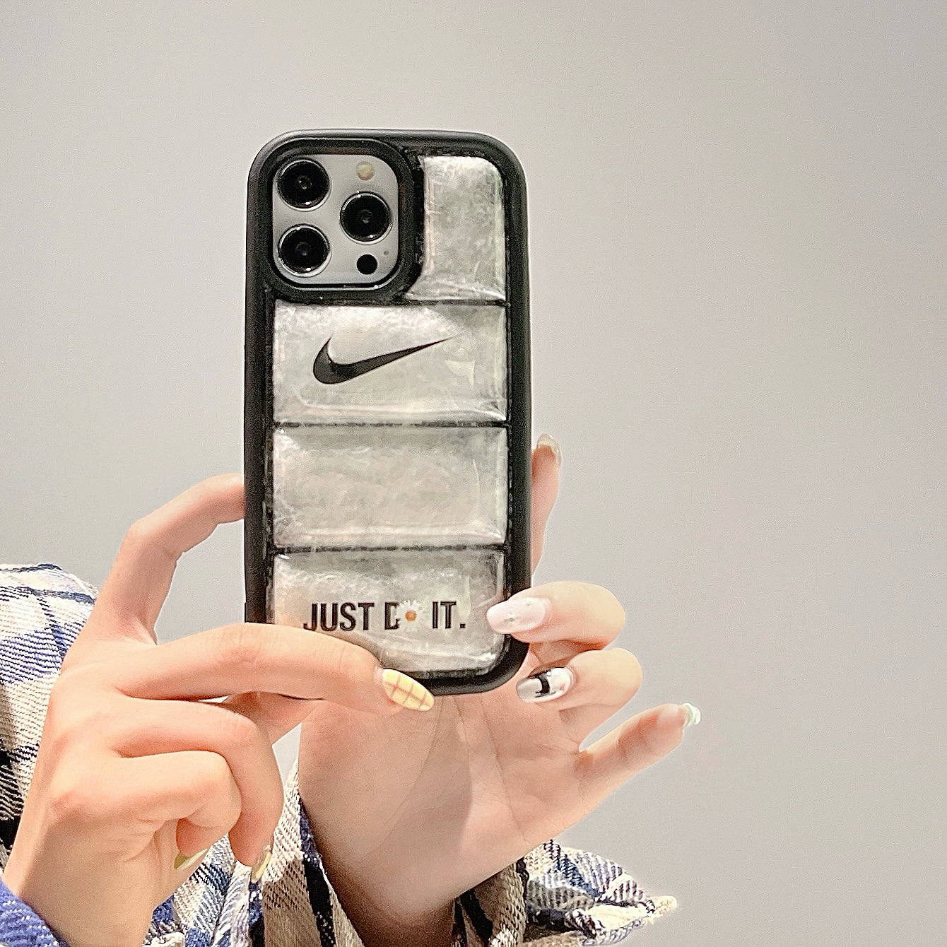 Nike puffer case - כיסוי יוקרתי נפוח וסופר אופנתי לאייפו