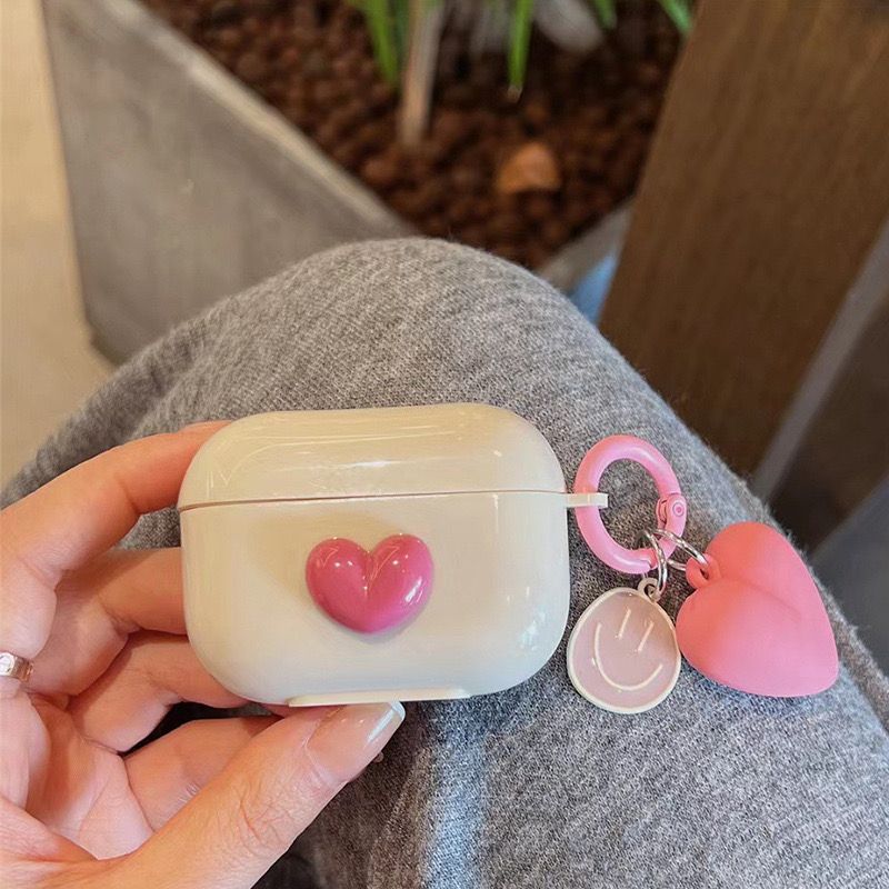 Cute heart air pods case - כיסוי לב אופנתי ואסתטי במיוחד לאיירפודס iphone case FantasyCaseIL