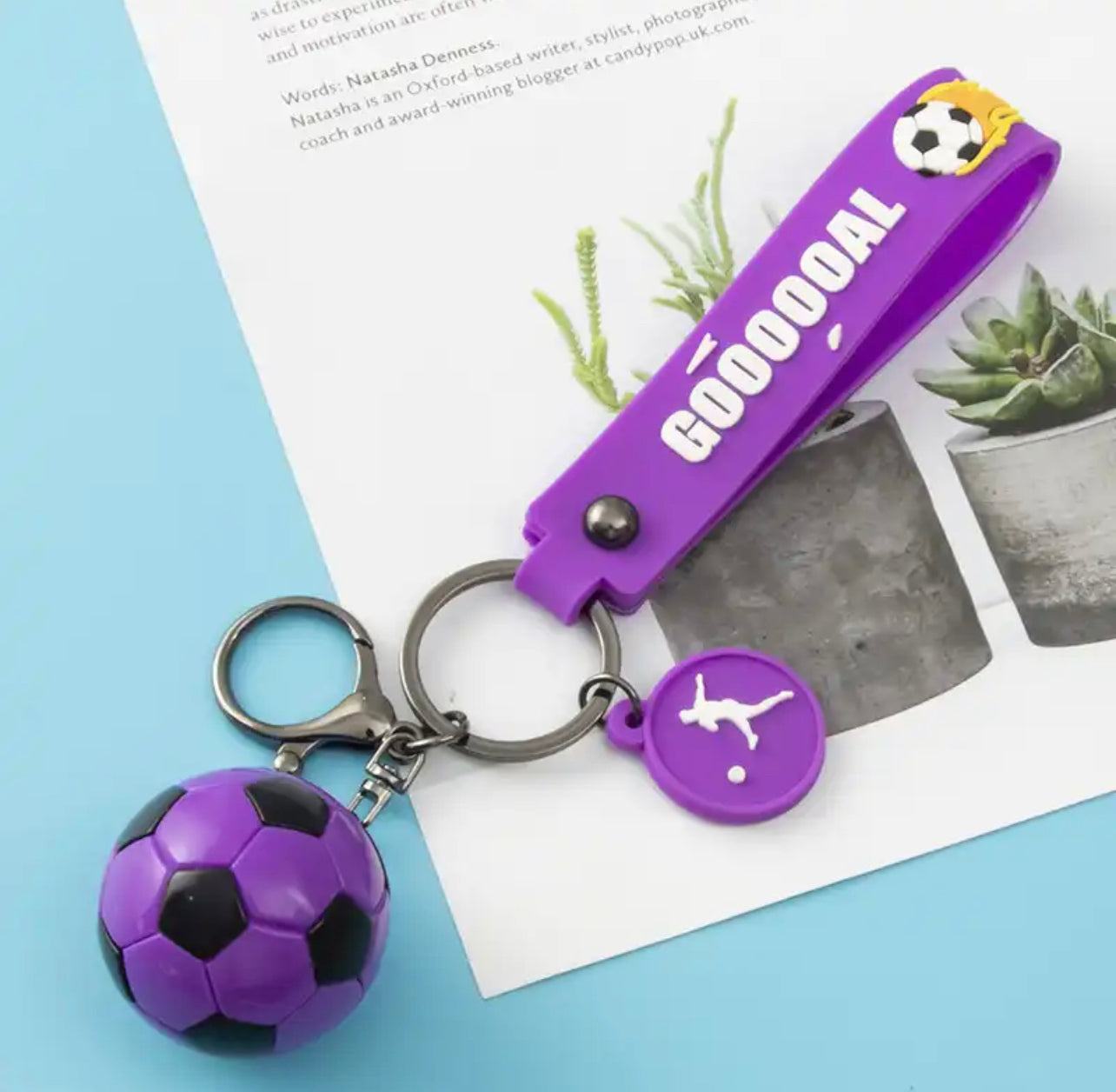 Football Key chain - מחזיק מפתחות איכותי וסופר מגניב iphone case FantasyCaseIL