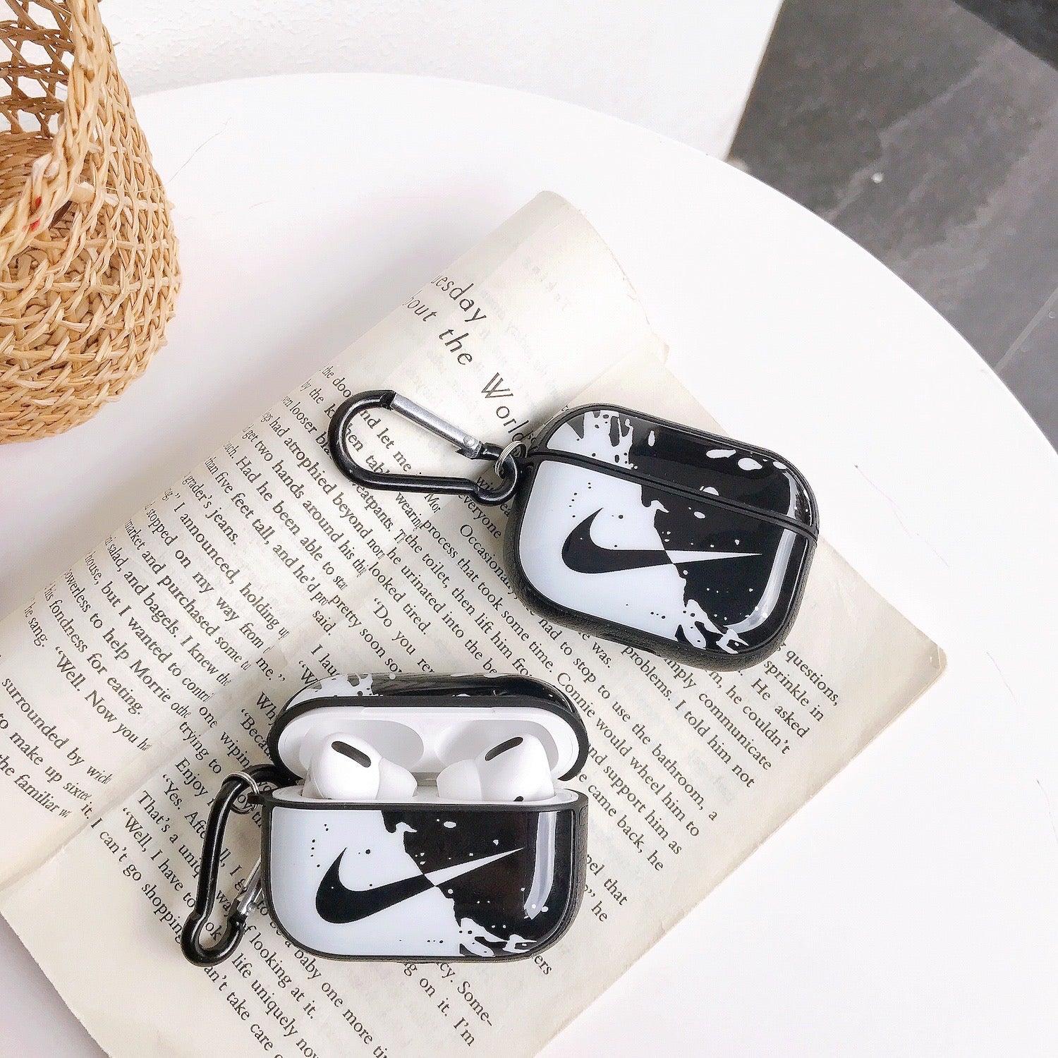 Nike air - כיסוי נייק אייר ג׳ורדן מעוצב לאיירפודס iphone case FantasyCaseIL