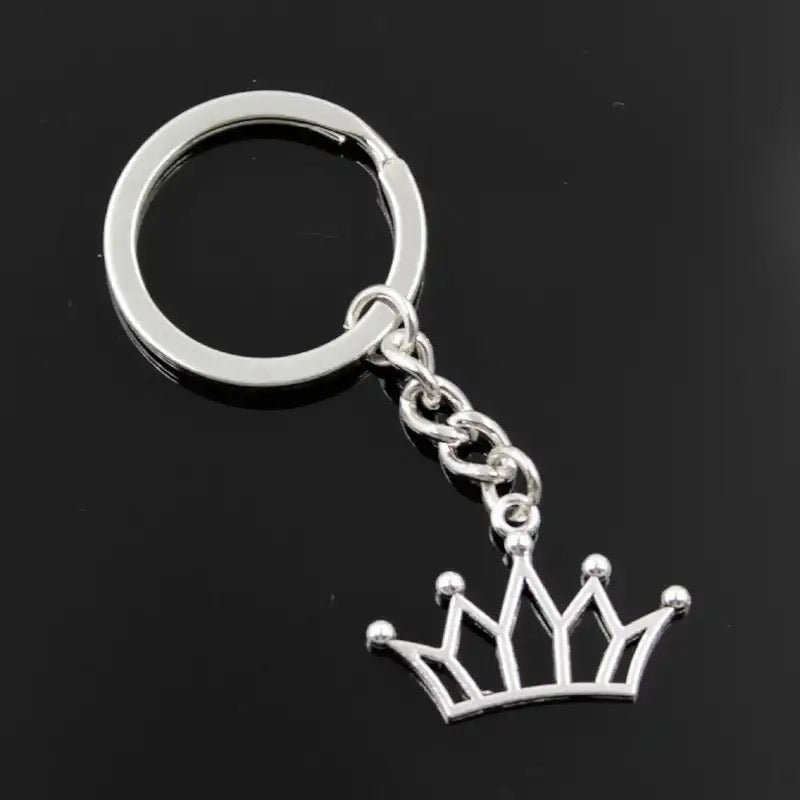 Crown key chain - מחזיק מפתחות כתר סופר אופנתי ואיכותי iphone case FantasyCaseIL