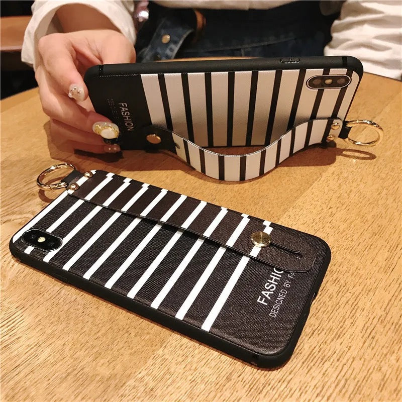 Black & white case - כיסוי שחור לבן אופנתי ומעוצב לאייפון iphone case FantasyCaseIL