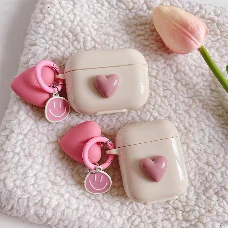 Cute heart air pods case - כיסוי לב אופנתי ואסתטי במיוחד לאיירפודס iphone case FantasyCaseIL