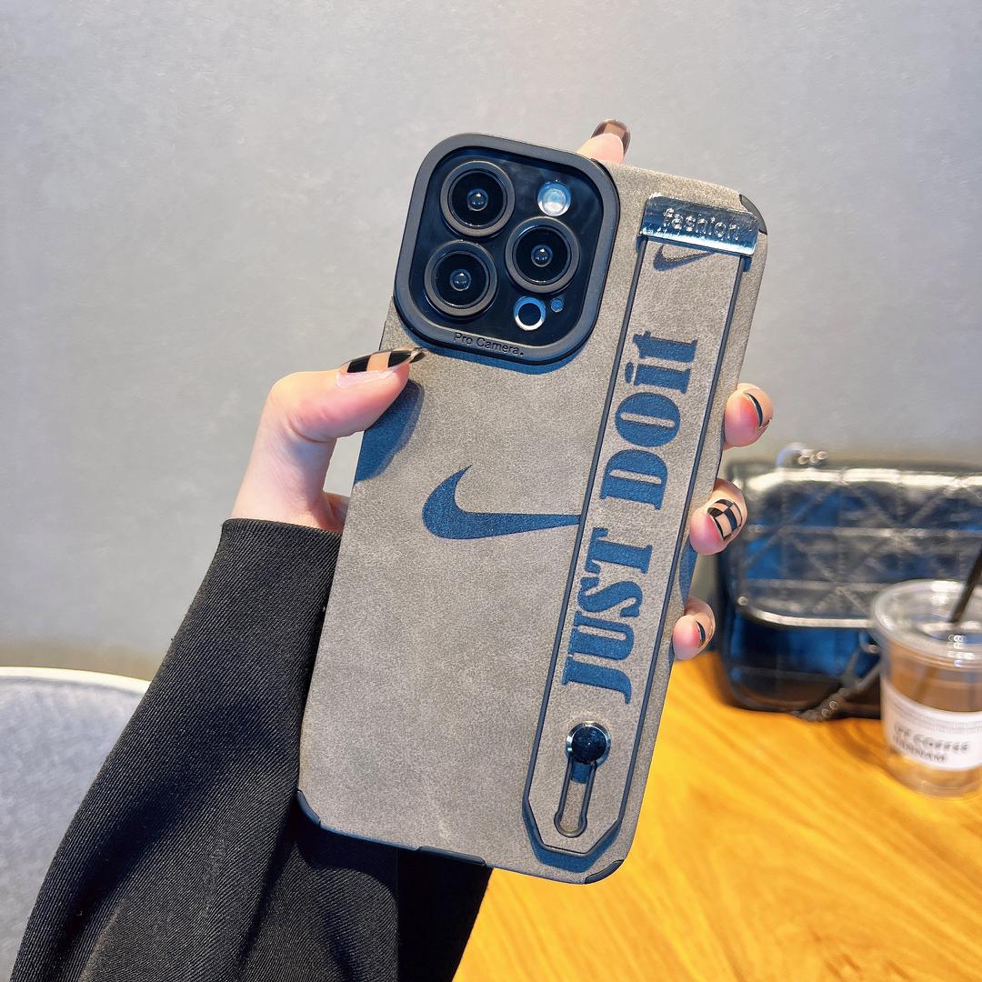 Nike - כיסוי סופר מעוצב ואיכותי במיוחד לאייפון iphone case FantasyCaseIL