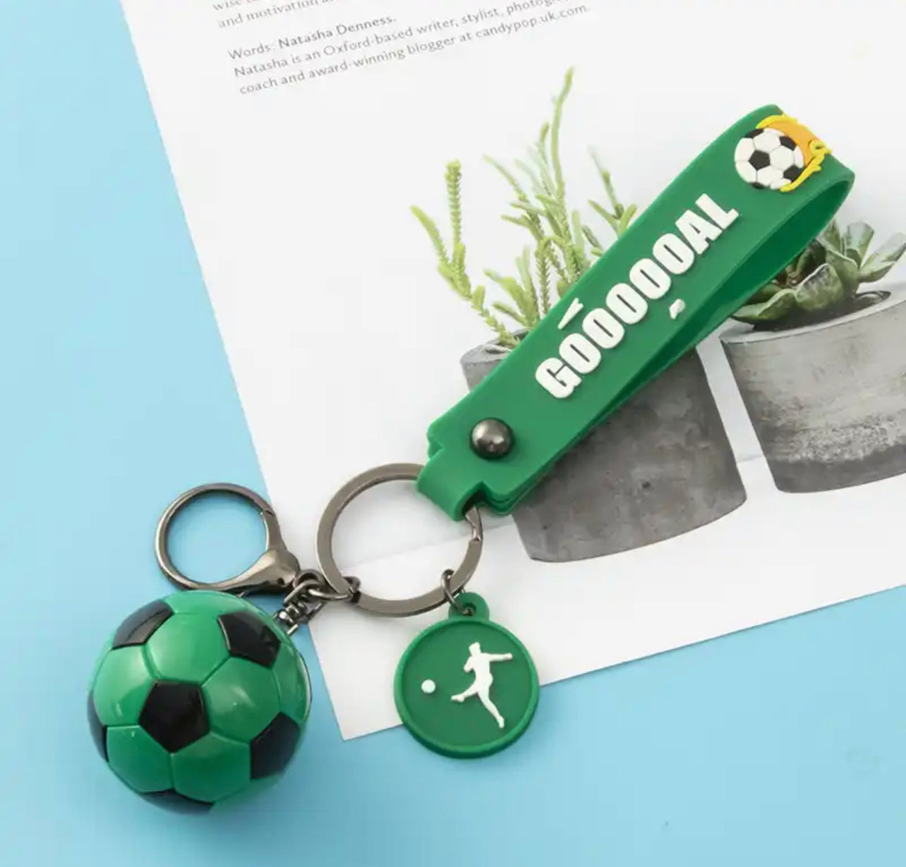 Football Key chain - מחזיק מפתחות איכותי וסופר מגניב iphone case FantasyCaseIL