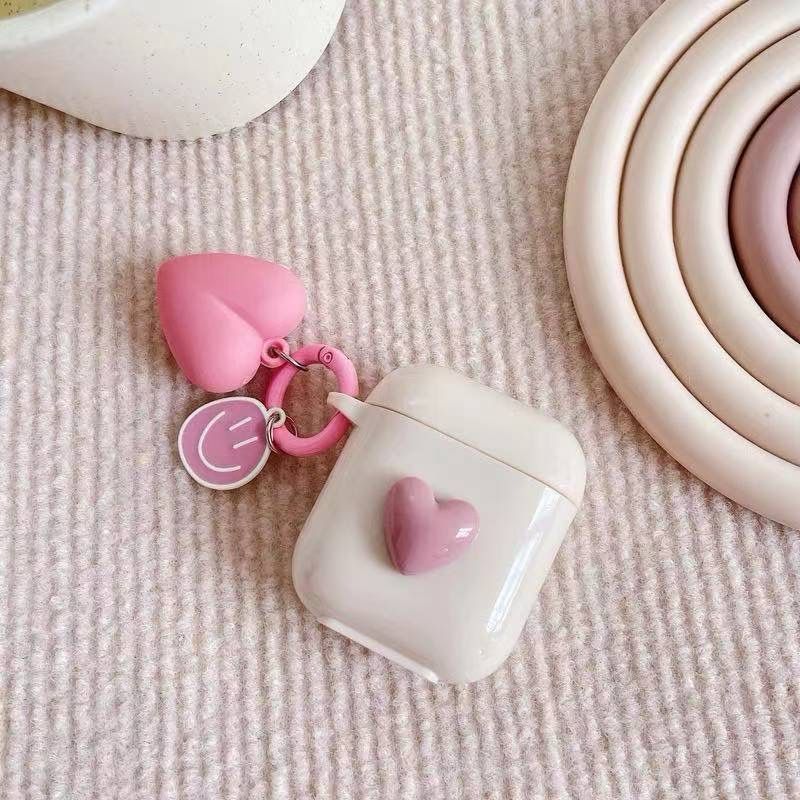 Cute heart air pods case - כיסוי לב אופנתי ואסתטי במיוחד לאיירפודס iphone case FantasyCaseIL