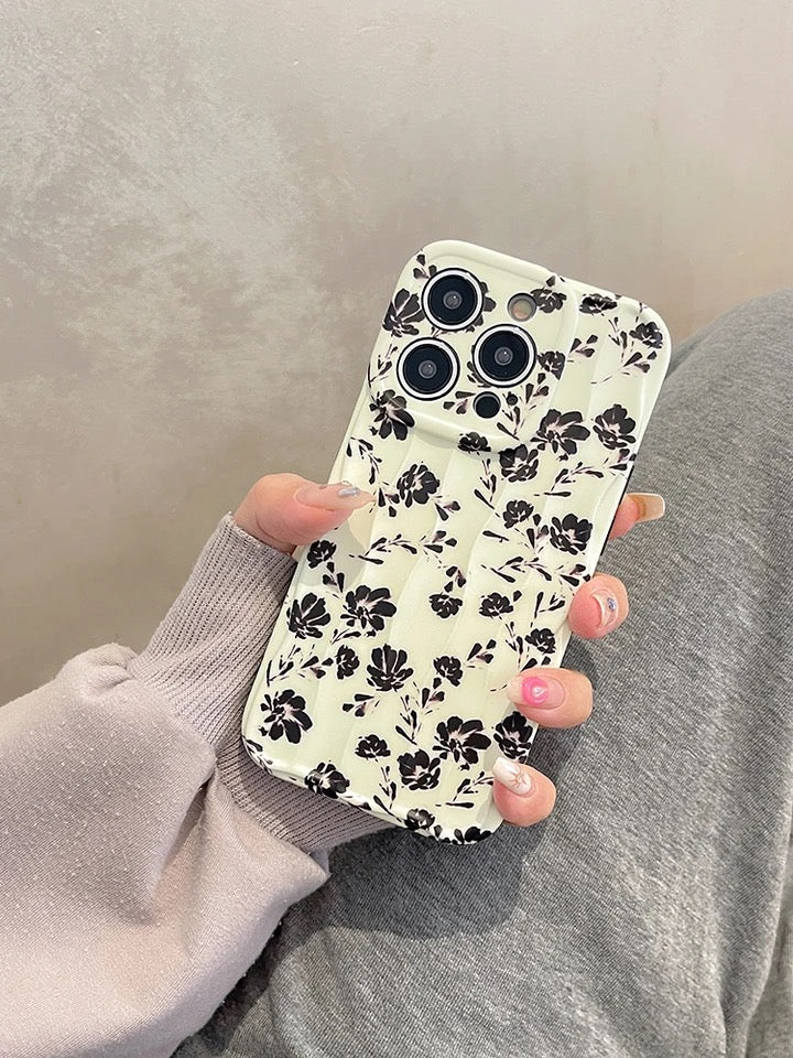 Beautiful aesthetic flowers case - כיסוי פרחים אופנתיים יוקרתיים ואסתטיים במיוחד לאייפון iphone case FantasyCaseIL