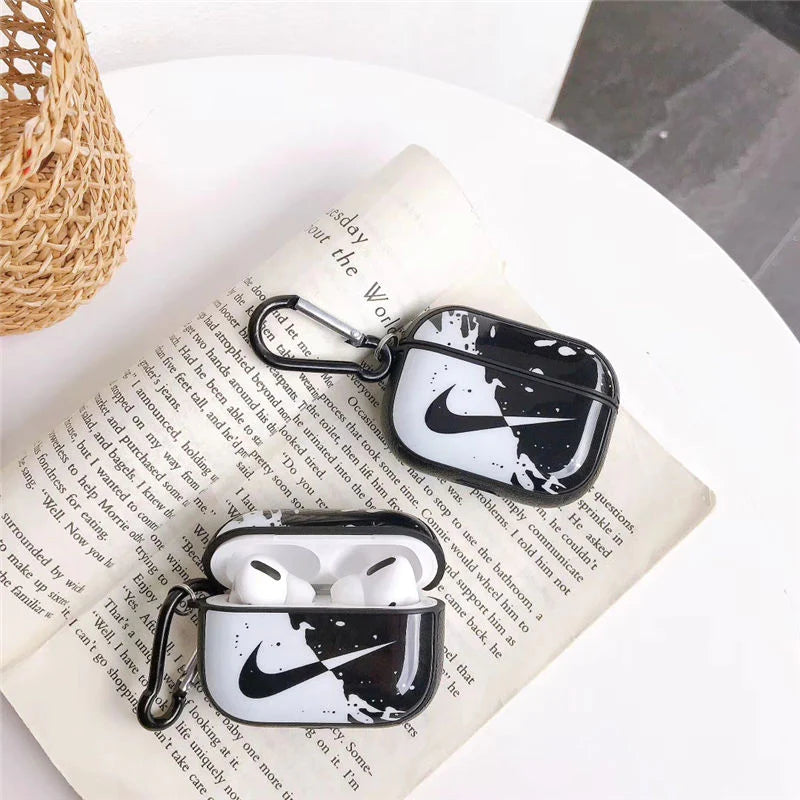 Nike - כיסוי נייק איכותי ואופנתי לאיירפודס iphone case FantasyCaseIL