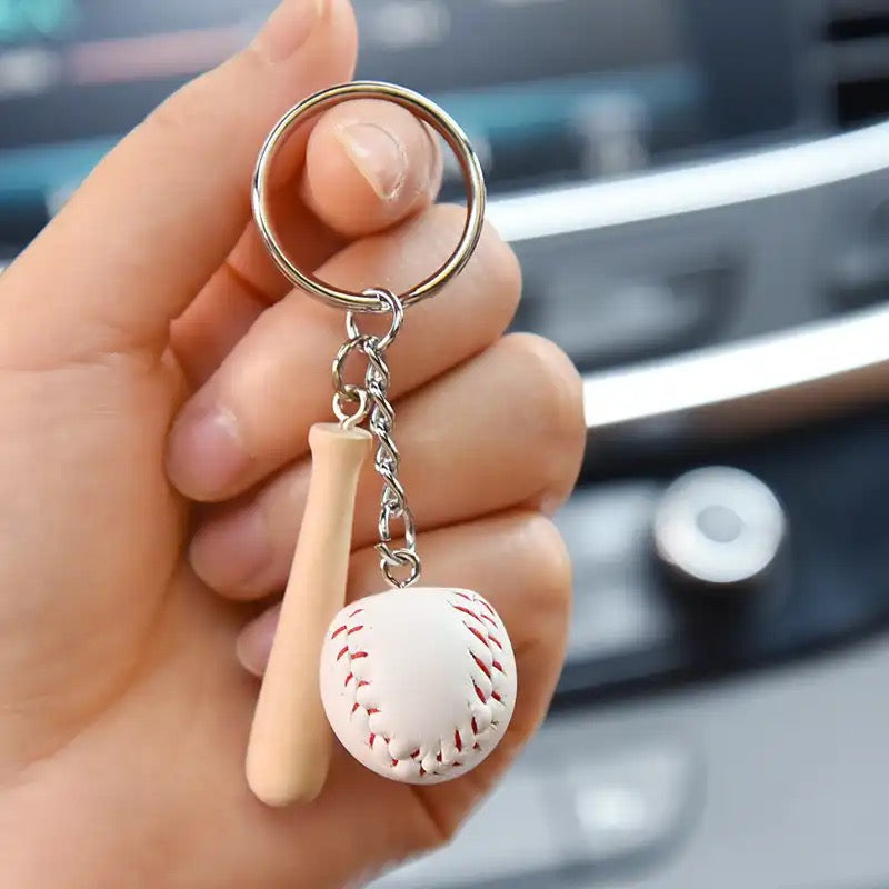 Baseball key chain - מחזיק מפתחות חמוד בעיצוב בייסבול iphone case FantasyCaseIL