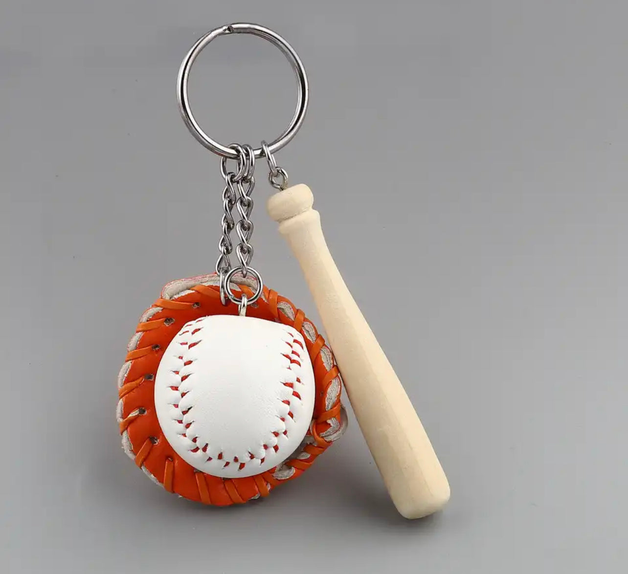 Baseball key chain - מחזיק מפתחות חמוד בעיצוב בייסבול iphone case FantasyCaseIL