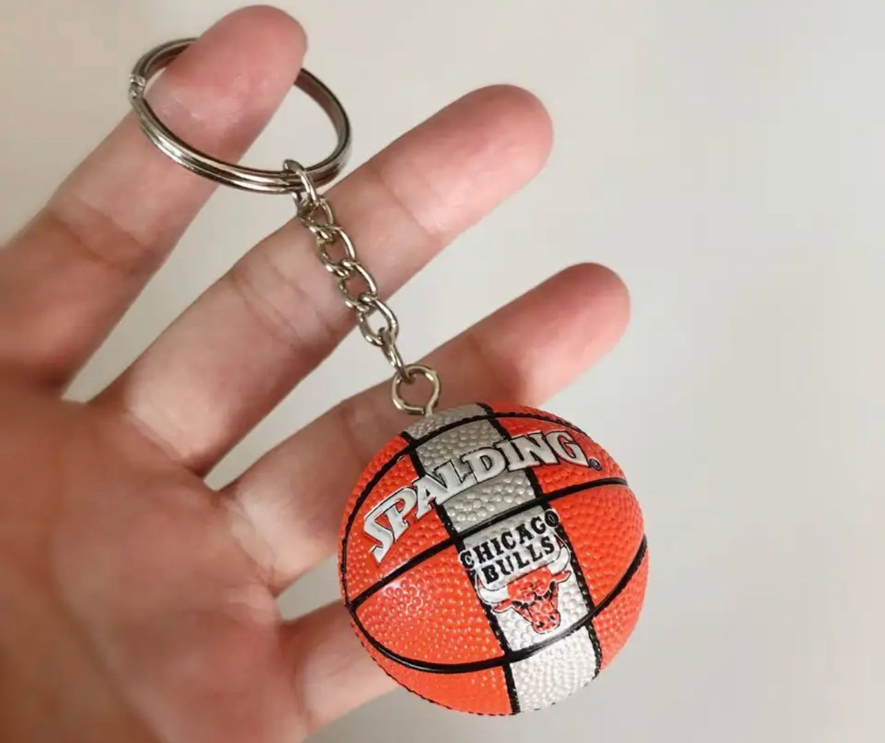 Basketball champion’s key chains - מחזיקי מפתחות חמודים במיוחד בעיצוב קבוצות כדורסל iphone case FantasyCaseIL